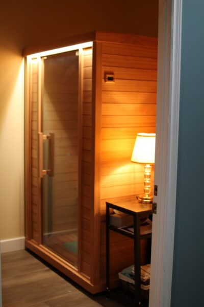 infrared sauna for detox and relaxation